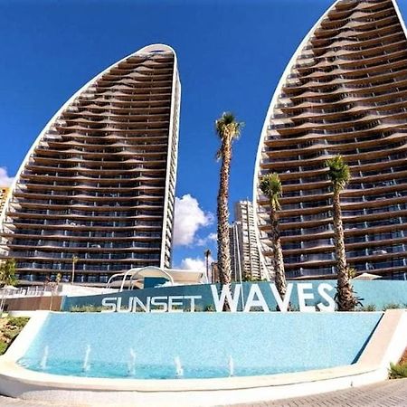 Apartamentos Sunset Waves By Sonneil Rentals Benidorm Buitenkant foto